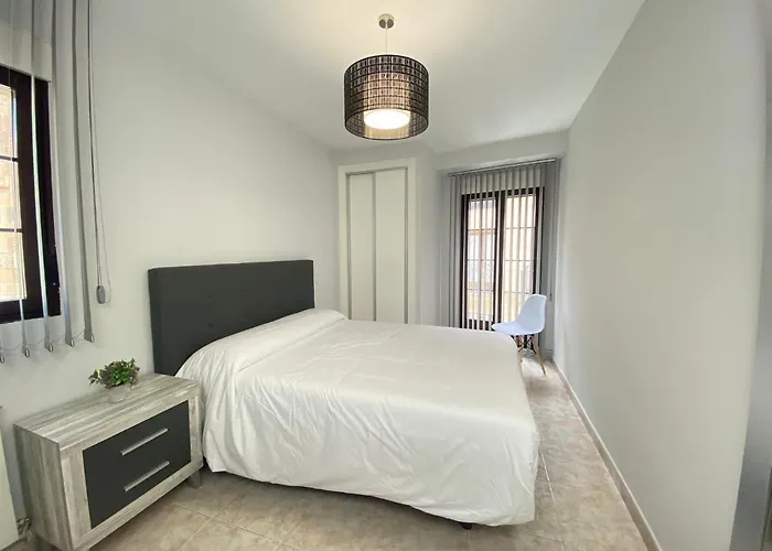 Lejlighed Serranos Centro Historico *